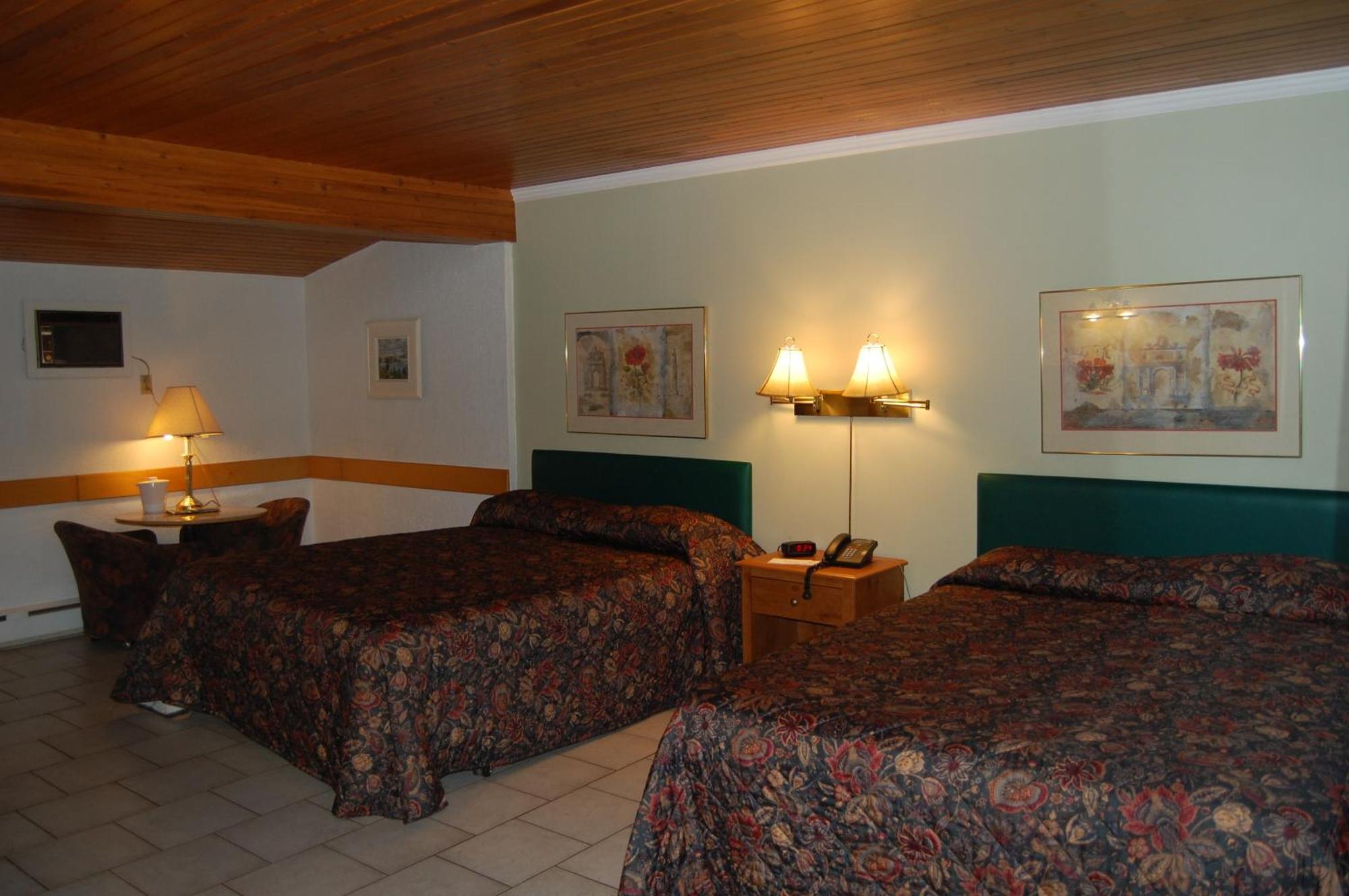 Nominingue Auberge Godard الغرفة الصورة